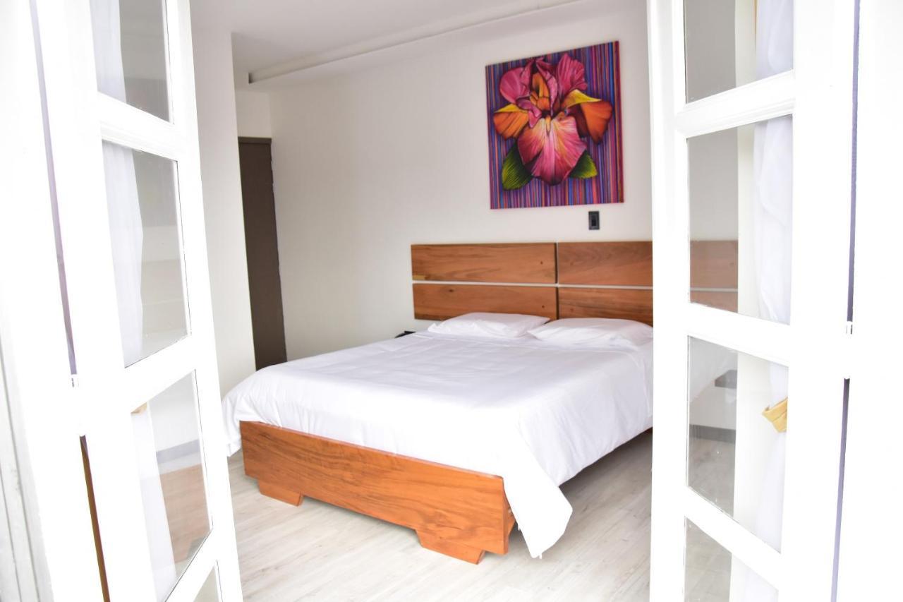Hotel Valcon ซานตาโรซา เดกาบัล ภายนอก รูปภาพ
