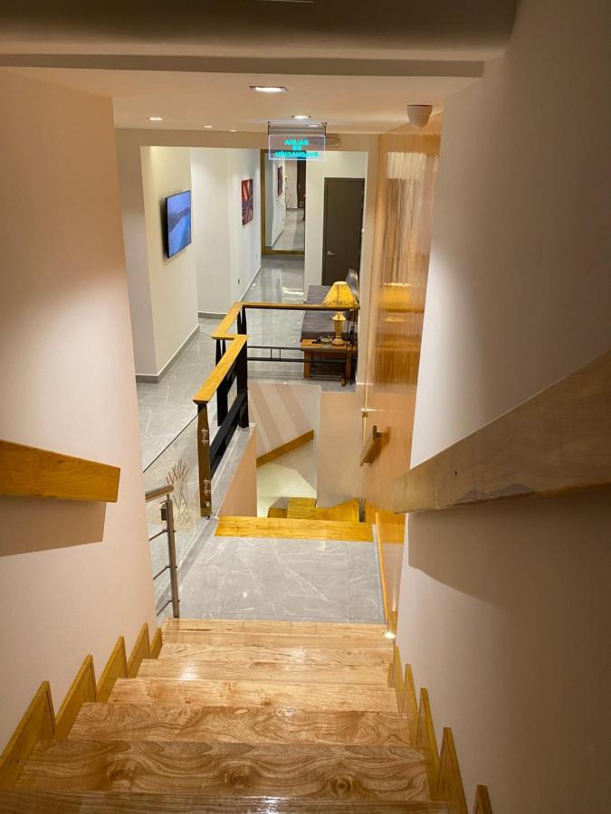 Hotel Valcon ซานตาโรซา เดกาบัล ภายนอก รูปภาพ